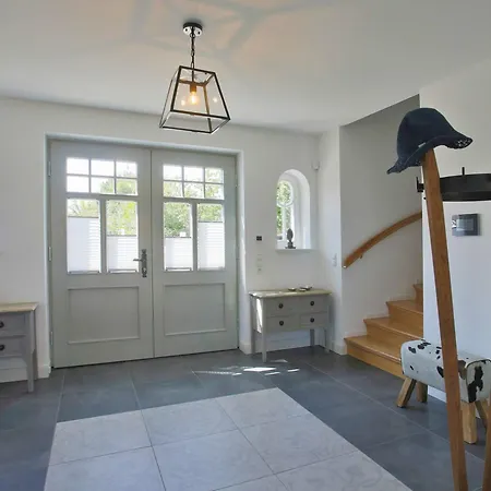 Strandhaeuser - Haus 5 Ruden Mit Meerblick Vila Lobbe