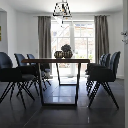 Strandhaeuser - Haus 5 Ruden Mit Meerblick Lobbe