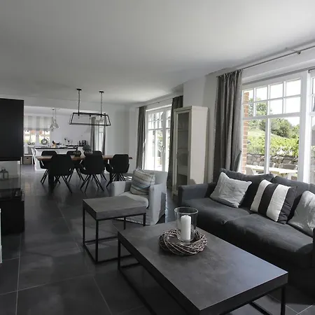 Strandhaeuser - Haus 5 Ruden Mit Meerblick Lobbe